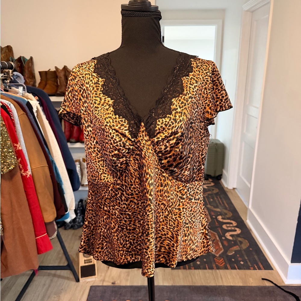 Idyllwind Leopard Print Top with Black Lace